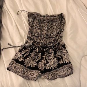 Strapless romper